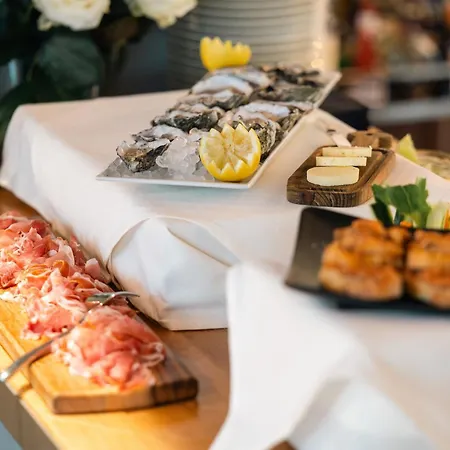 Au Terminus 3* Sierre