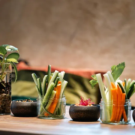 Au Terminus Hotel 3*